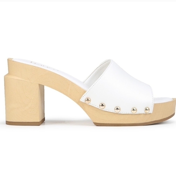 🤍🔹️FRANCO SARTO 🔹️White Made In Brazil Leather Capri Clog Sandals - Picture 2 of 5